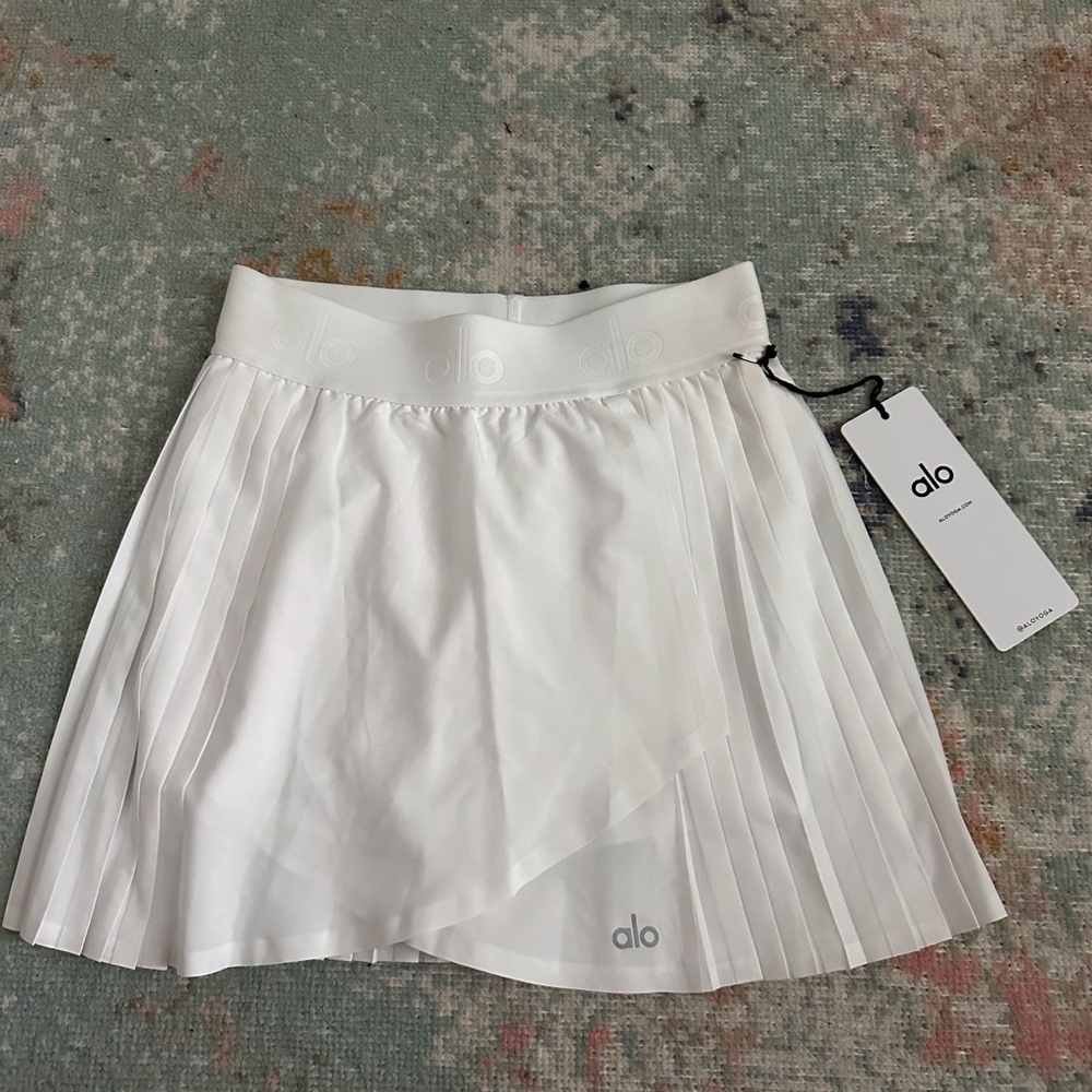 SOLD Alo Aces Tennis Skirt White